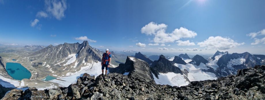 På vei over Dyrhaugsryggen