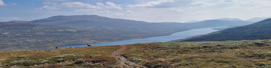 På vei over fjellet